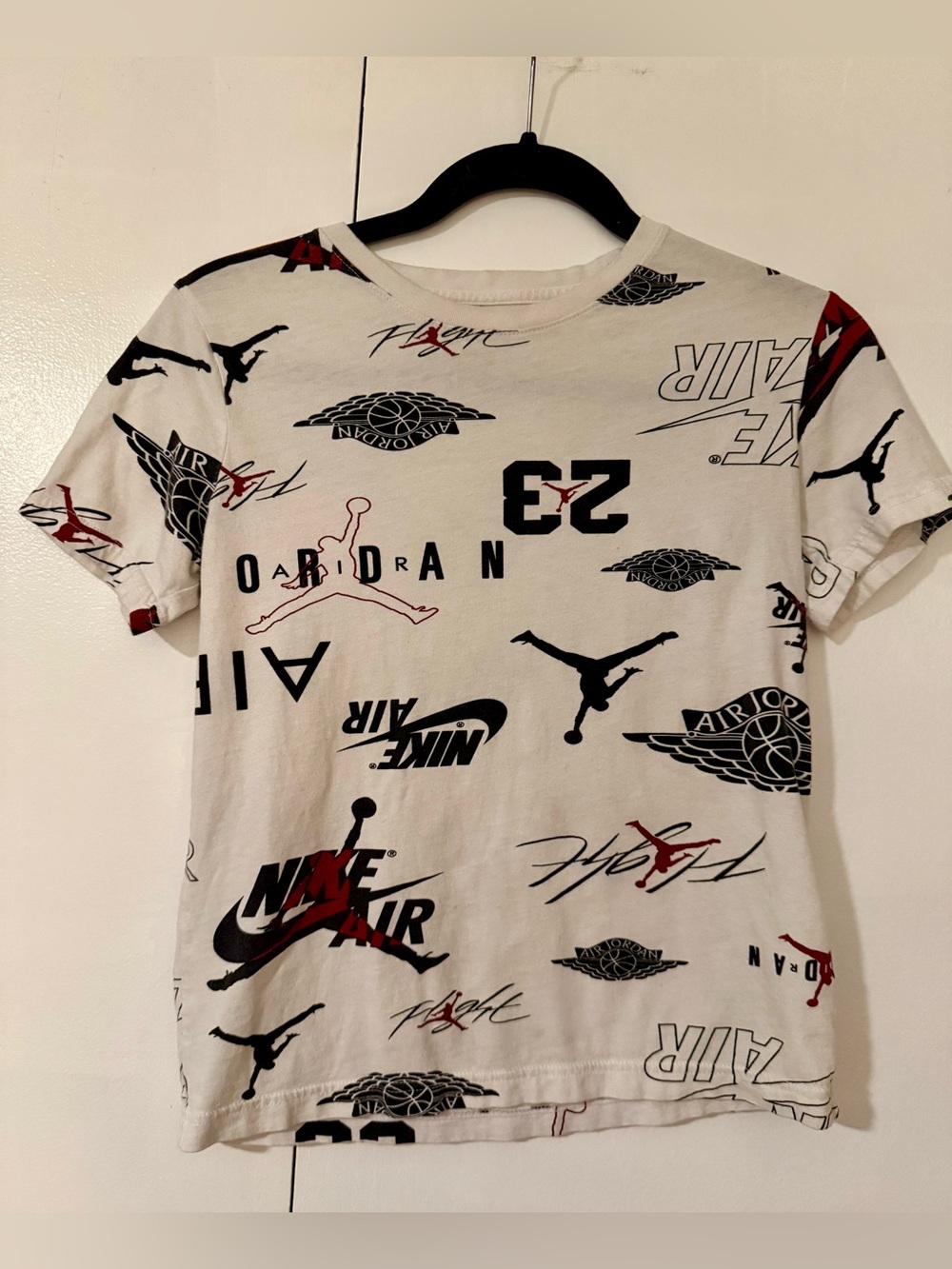 Nike Air Jordan Boys Graphic Tee Shirt Size M (10-12)